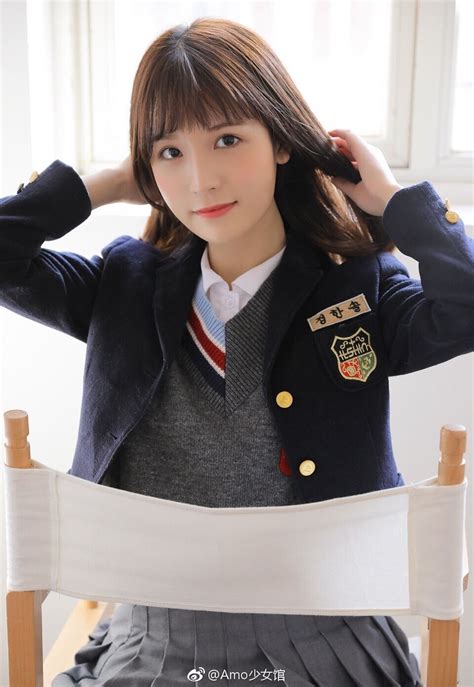 3 日本男子利用AI生成EVA海报销售被起诉 半年敛财千万